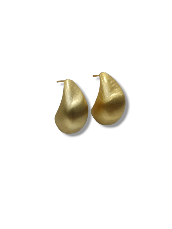 Σκουλαρίκια από ορείχαλκο με ασημένιο καρφί καρφώτα σε ματ χρυσό χρώμα