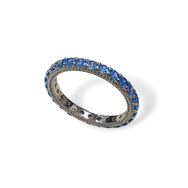 Δαχτυλίδι ολόβερο από ασήμι 925 επιπλατινωμένο με γαλάζιες ζιργκόν πέτρες