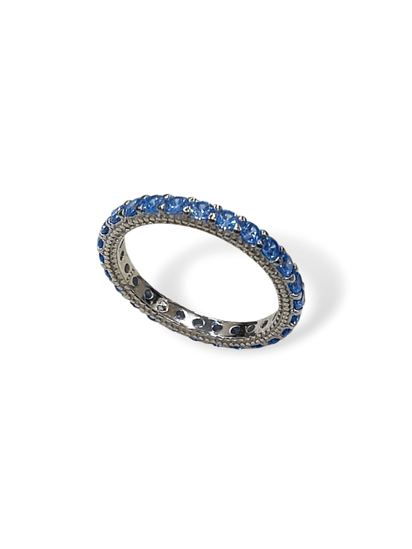 Δαχτυλίδι ολόβερο από ασήμι 925 επιπλατινωμένο με γαλάζιες ζιργκόν πέτρες
