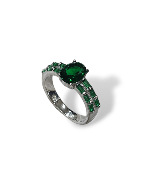 Δαχτυλίδι από ασήμι 925 επιπλατινωμένο με πράσινες πέτρες ζιργκόν